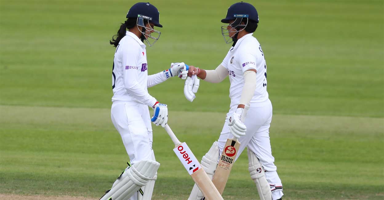 India Batting Collapse India Women Vs England Women Newsdir3