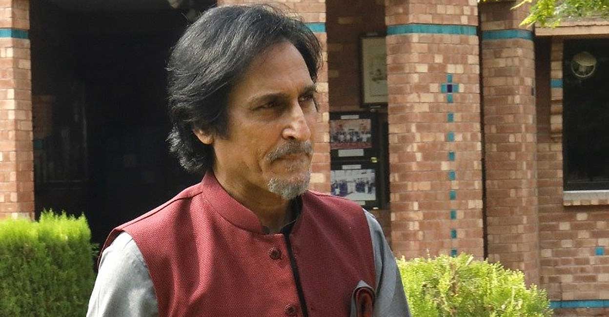 Pakistan R M Raj ഇമ്രാന്റെ പുറത്താകൽ: റമീസ് രാജ ഉടൻ രാജിക്കില്ല; ‘തീരുമാനം ഷെരീഫിന്റെ ...