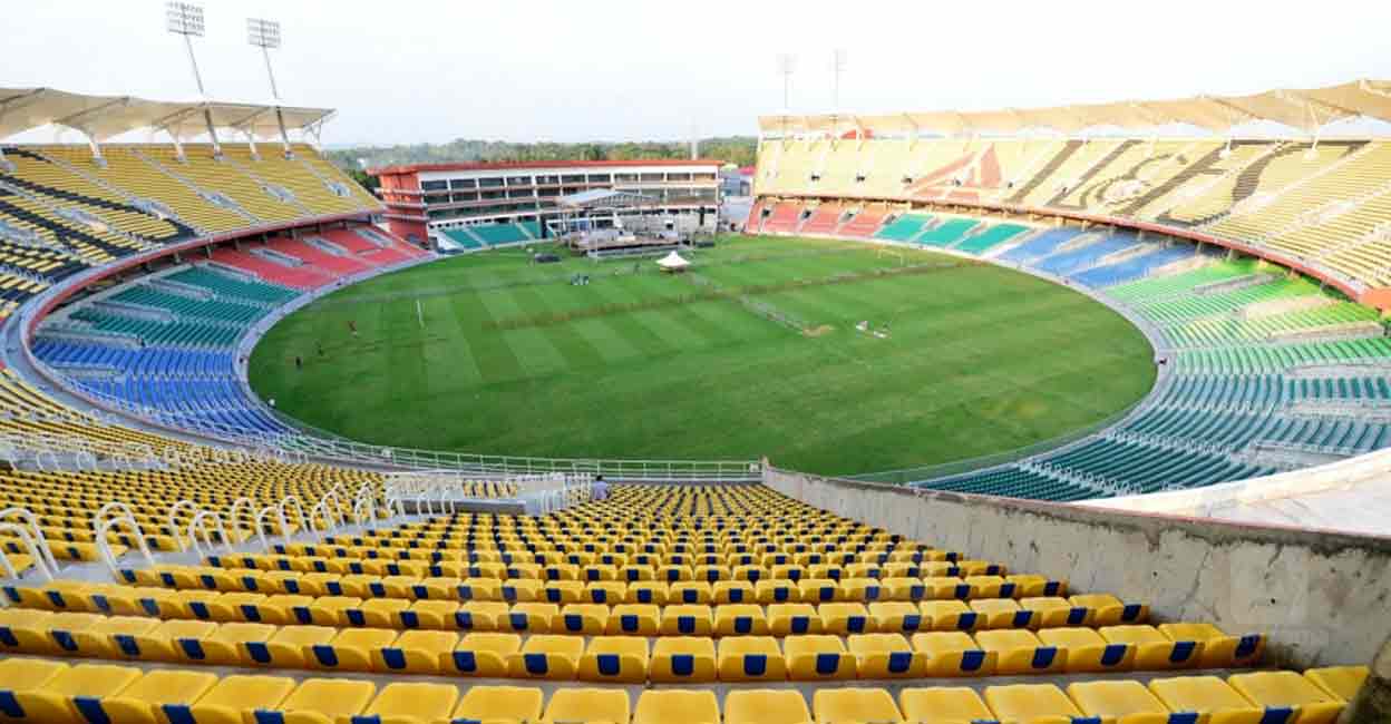 ഗ്രീൻഫീൽഡ് സ്റ്റേഡിയത്തിൽ വൈദ്യുതി ജനറേറ്റർ വഴി മാത്രം Greenfield