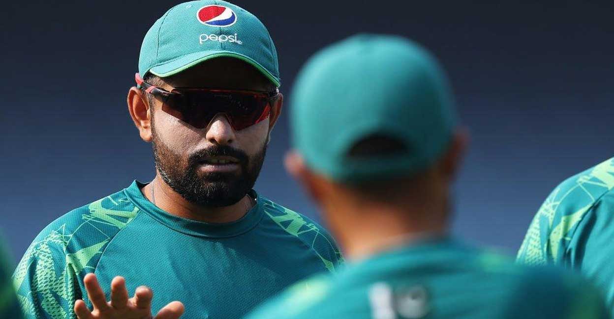 PCB Asks Babar Azam to Step Down as Opener in T20 Team Against New Zealand