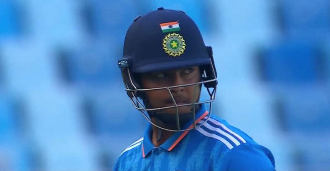വൈഭവ് സൂര്യവംശി പുറത്തായി മടങ്ങുന്നു. Photo: X@SportsCulture