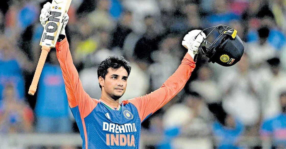 CRICKET-IND-ENG-T20
സെഞ്ചറി നേടിയ അഭിഷേക് ശർമയുടെ ആഹ്ലാദം.