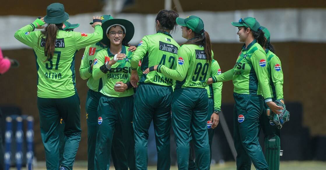 പാക്കിസ്ഥാന്‍ വനിതാ ക്രിക്കറ്റ് താരങ്ങള്‍