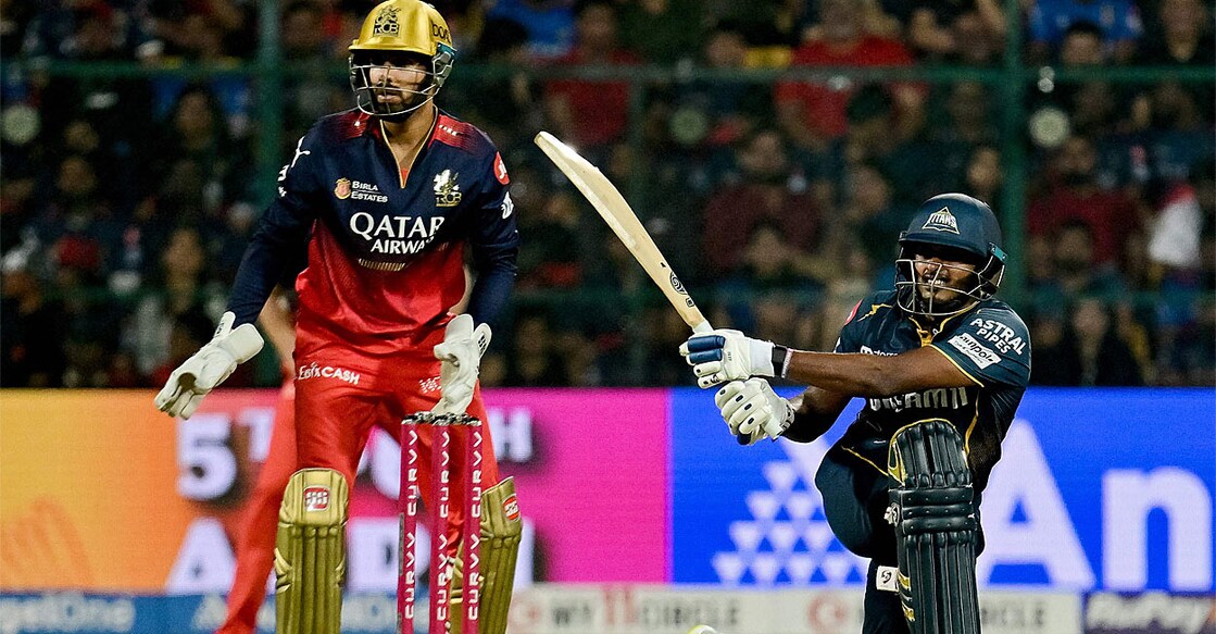 ആർസിബിക്കെതിരെ സായ് സുദർശന്റെ ബാറ്റിങ് (Photo by AFP)