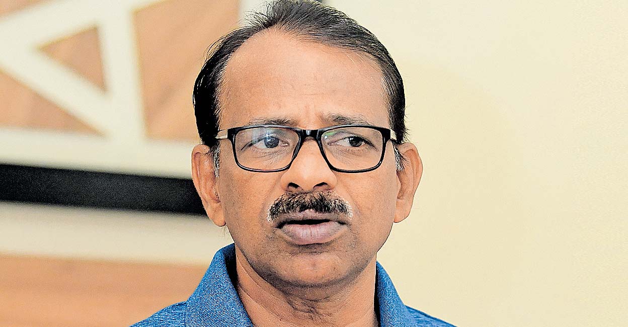 Sathivan Balan and the Kerala Football Team's Quest for Santosh Trophy