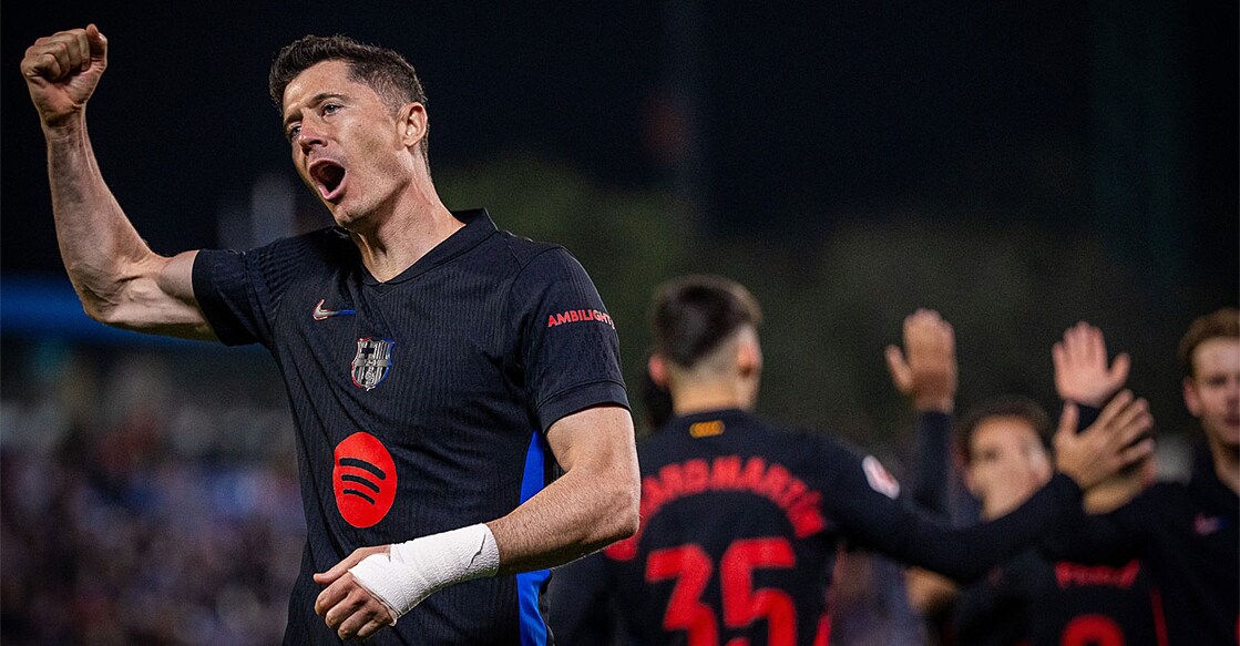 ഗോൾനേട്ടം ആഘോഷിക്കുന്ന ബാർസിലോന താരം റോബർട്ട് ലെവൻഡോവ്‌സ്‌കിയും സംഘവും (ബാർസ പങ്കുവച്ച ചിത്രം)