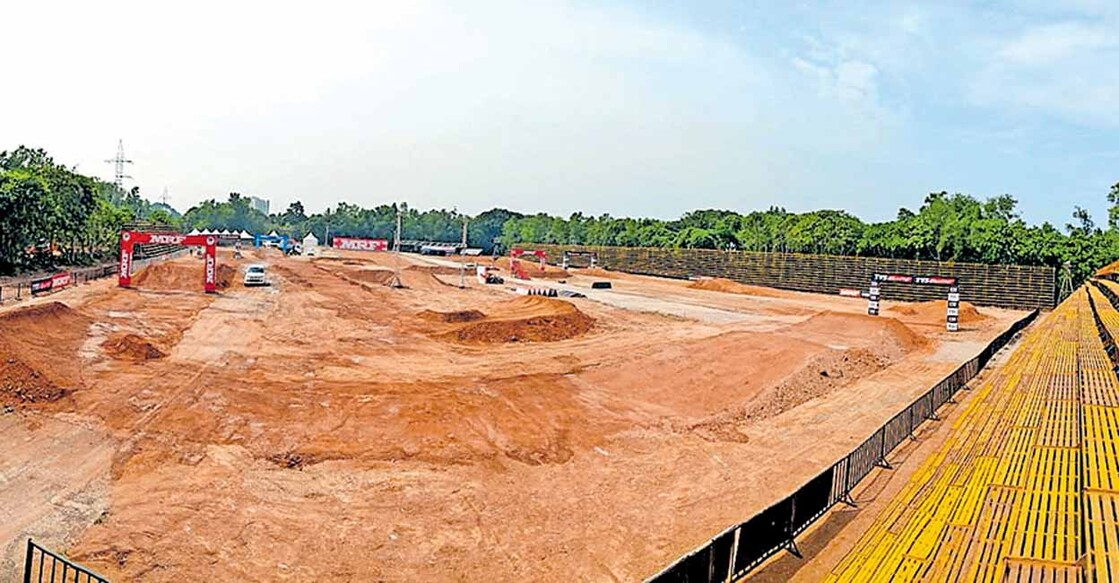 race-track
കളമശ്ശേരിയിലെ ഫാക്ട് വളപ്പിൽ ഒരുക്കിയ റേസ് ട്രാക്ക്