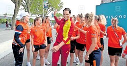 ഫോണുമായി നിൽക്കുന്നതു കണ്ടപ്പോൾ സൂപ്പർതാരത്തിന്റെ ക്ഷണം; നദാലിനൊപ്പം ഒരു സെൽഫിക്കഥ