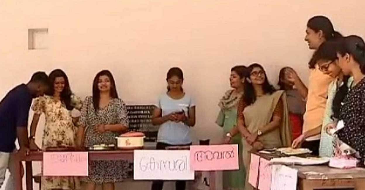 വേറിട്ട ആശയത്തിന്റെ വിലപ്പെട്ട വിജയം; ഫ്രൈഡേ മാർക്കറ്റ് സൂപ്പർ ഹിറ്റ്!