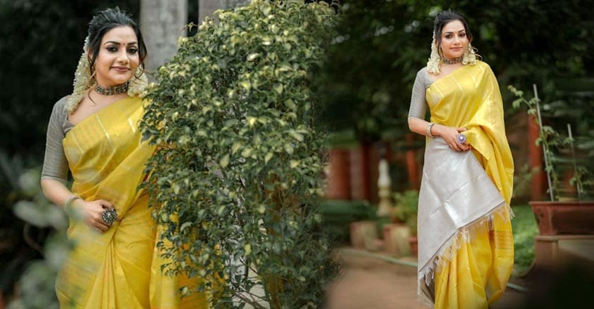 rimi-tomy-in-saree rimi-tomy-in-saree