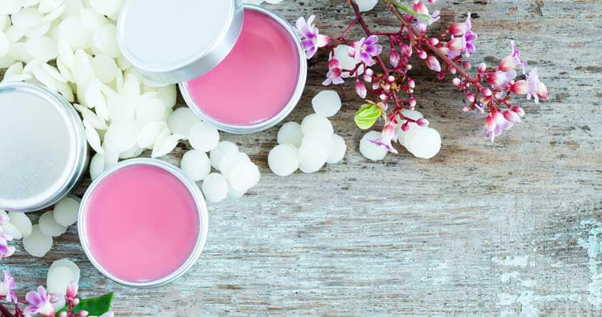 natural-lip-balm natural-lip-balm