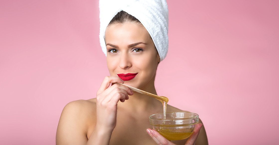 benefits-of-applying-honey-on-face Representative image. Photo Credit: Tinatin1/istockphoto.com