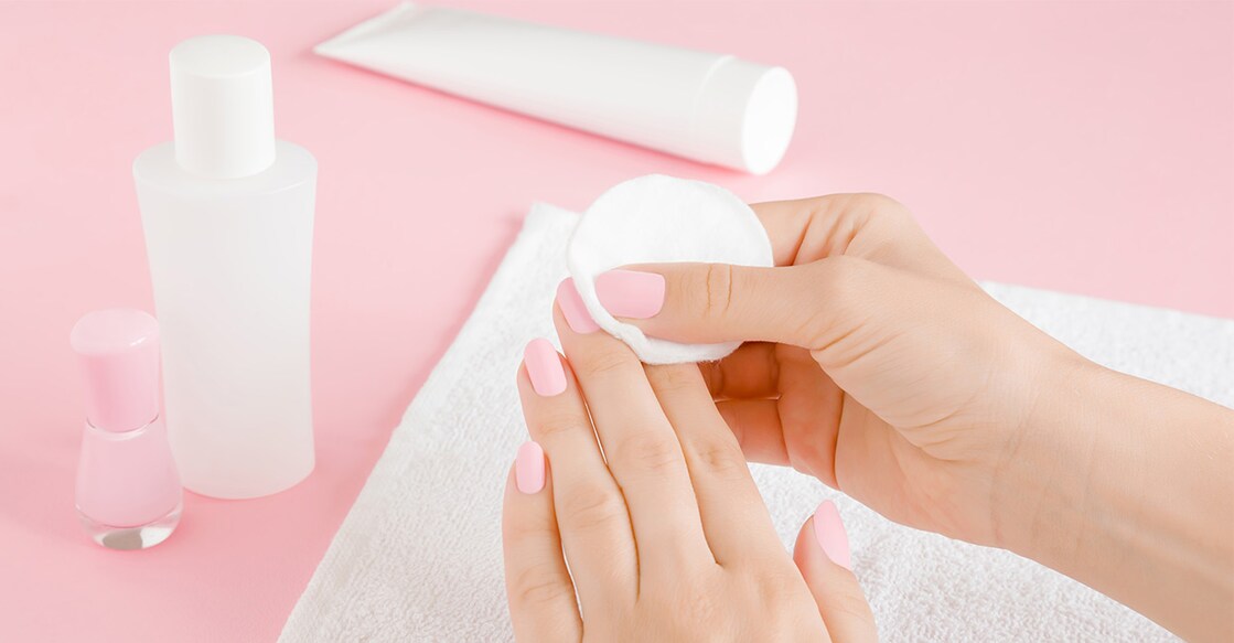 nailpolish-remove Representative Image∙ FotoDuets/ Istock