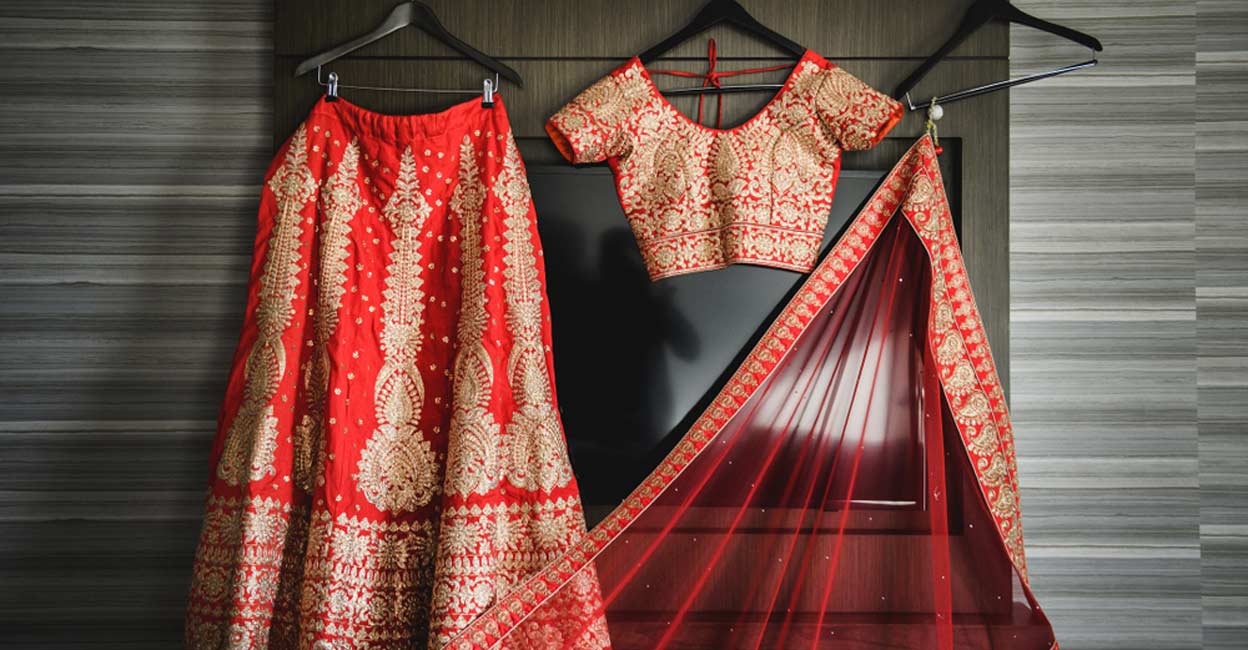 The picture says a thousand words. Explore more designs and colours at  Kenzo Mumbai. #Lehengas #IndoWestern #Ethnic… | Crop top designs, Indian  girls, Tops designs