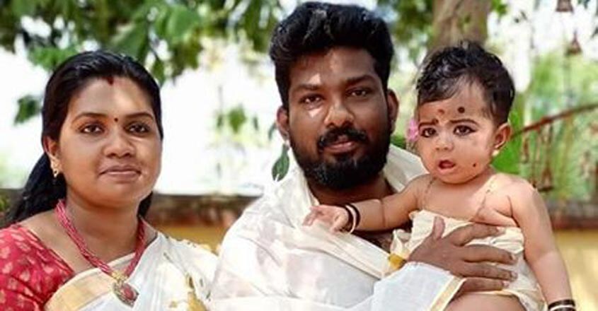 anju-vinod-daughter anju-vinod-daughter