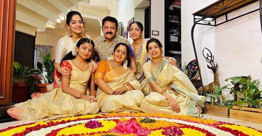 krishna-kumar-family-5 krishna-kumar-family-5