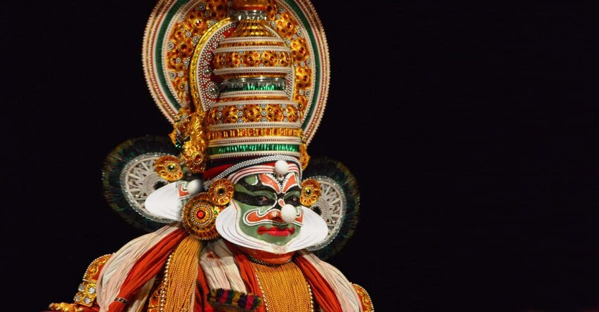 life-kalamandalam-vasu-pisharody-the-kerala-sangeetha-nataka-akademi-fellowship-special-story-madhusoodanan-kartha life-kalamandalam-vasu-pisharody-the-kerala-sangeetha-nataka-akademi-fellowship-special-story-madhusoodanan-kartha