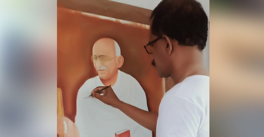 life-senior-civil-police-inspector-ratheesan-madappally-who-drew-a-six-feet-portrait-of-mahatma-gandh life-senior-civil-police-inspector-ratheesan-madappally-who-drew-a-six-feet-portrait-of-mahatma-gandh