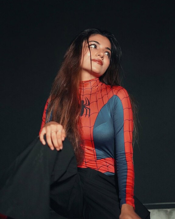 hansika-sp1