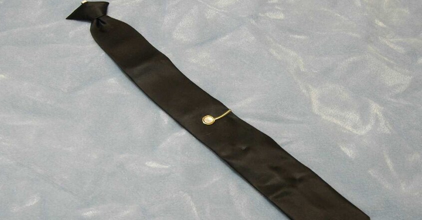 tie tie