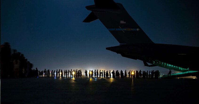 kabul-airport-night kabul-airport-night