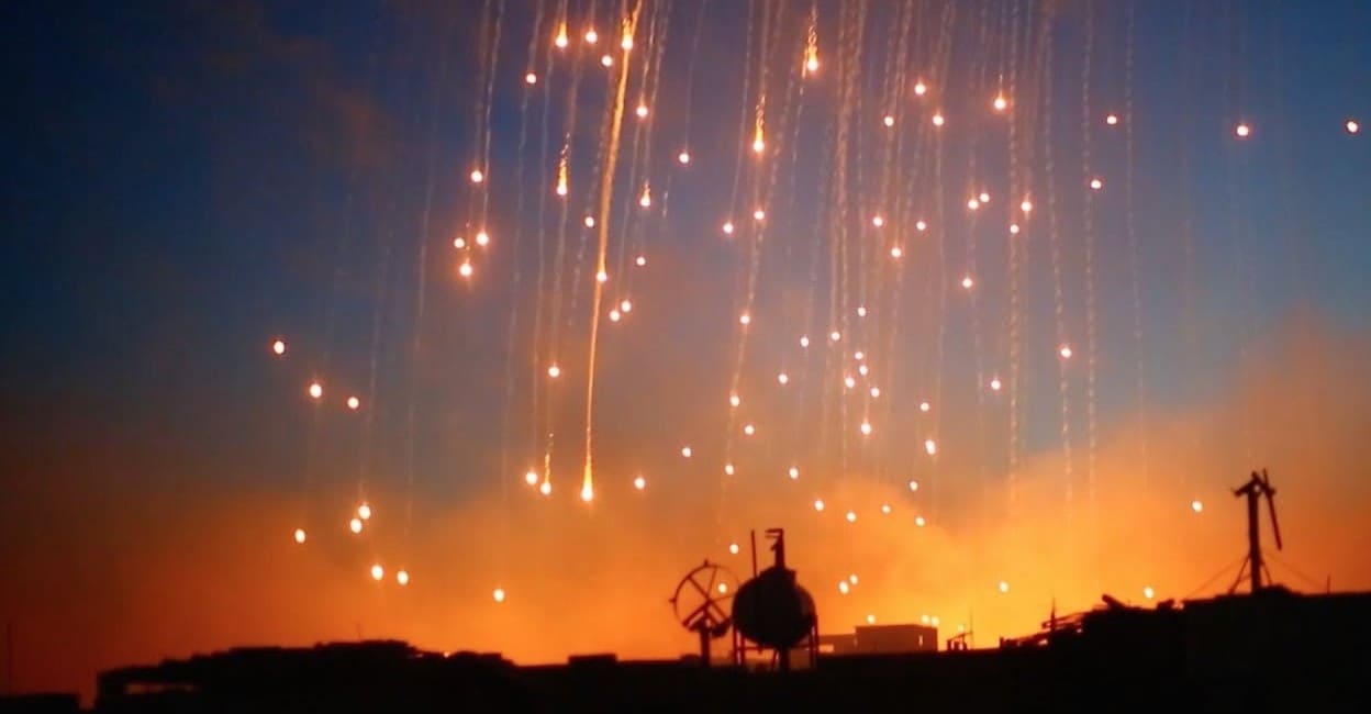 Ukraine Says Russia Dropped Phosphorus Bombs On Snake Island Defense 