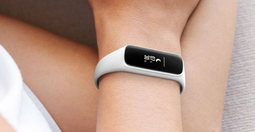 samsung galaxy fit e vs fitbit inspire hr