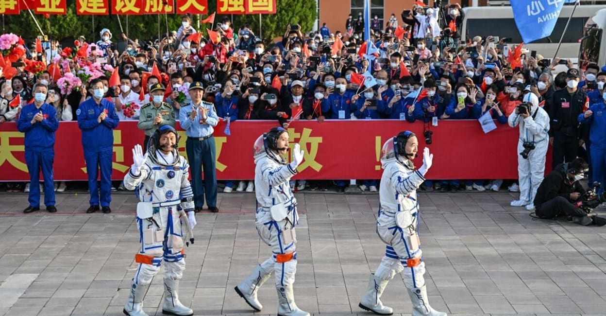 China-Astronaut-