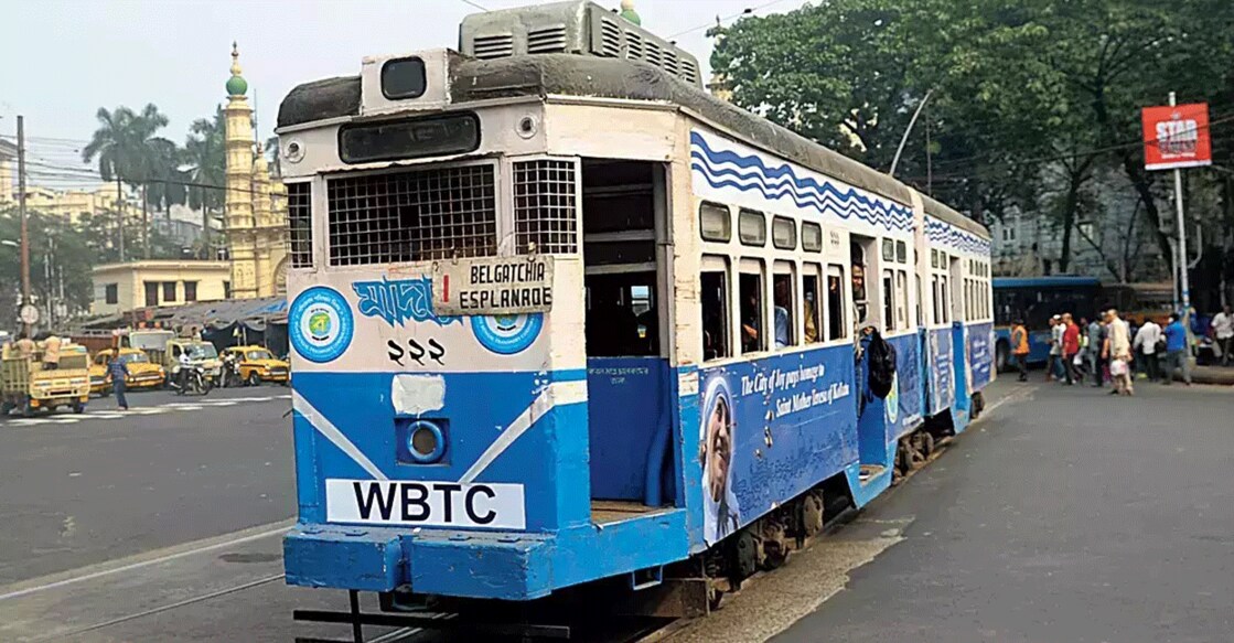kolkota-tram-service-gif kolkota-tram-service-gif