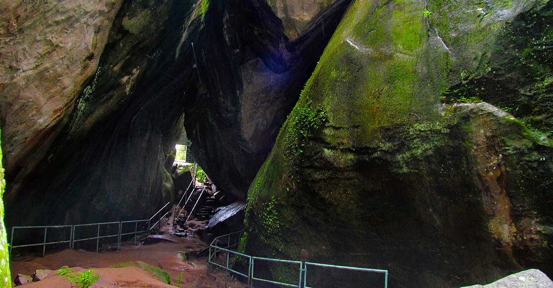 edakkal-cave