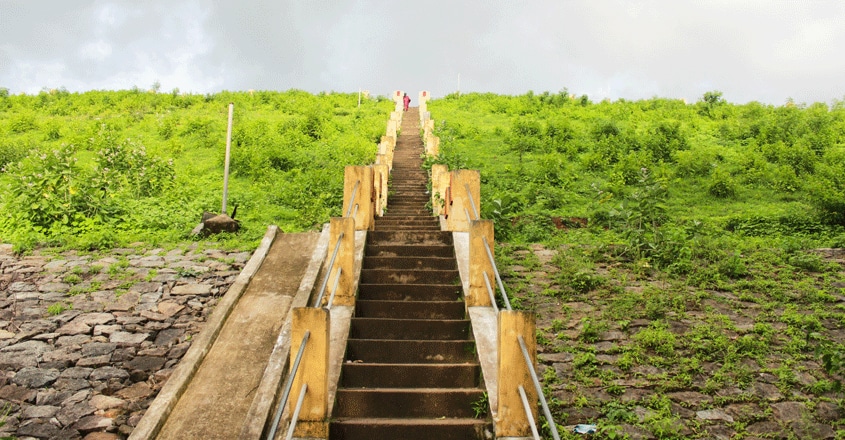 pakuthipalam-travelpothundi-steps pakuthipalam-travelpothundi-steps