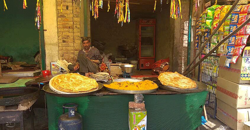Roti seller Kashmir Roti seller Kashmir