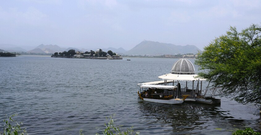 lake-Pichola lake-Pichola