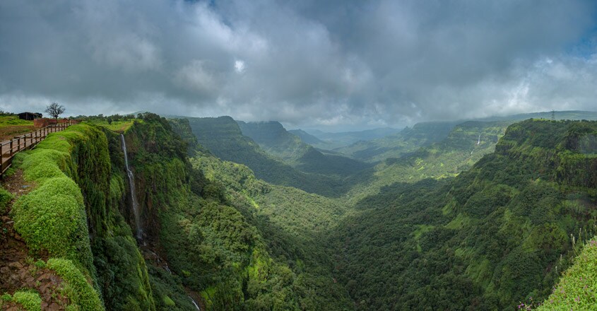 amboli-travel amboli-travel