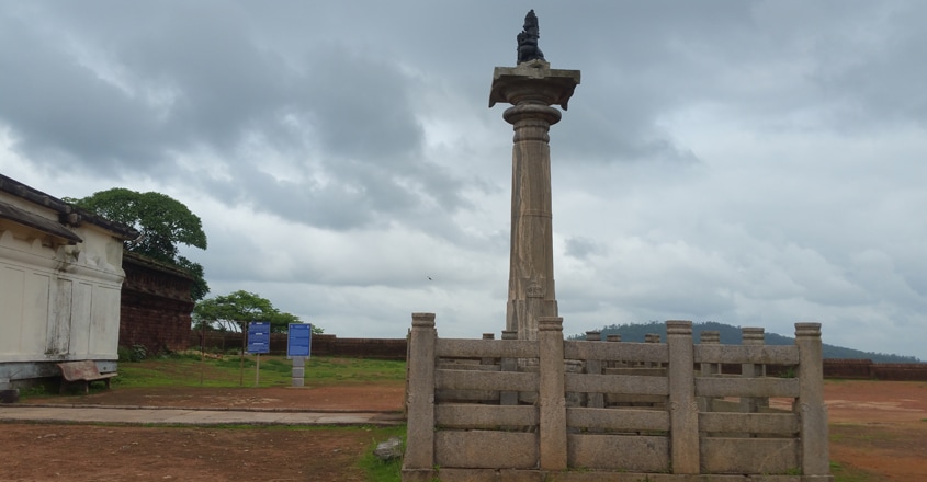Gomateshwara-Statue Gomateshwara-Statue