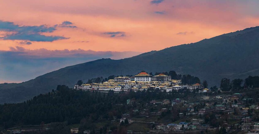 tawang tawang