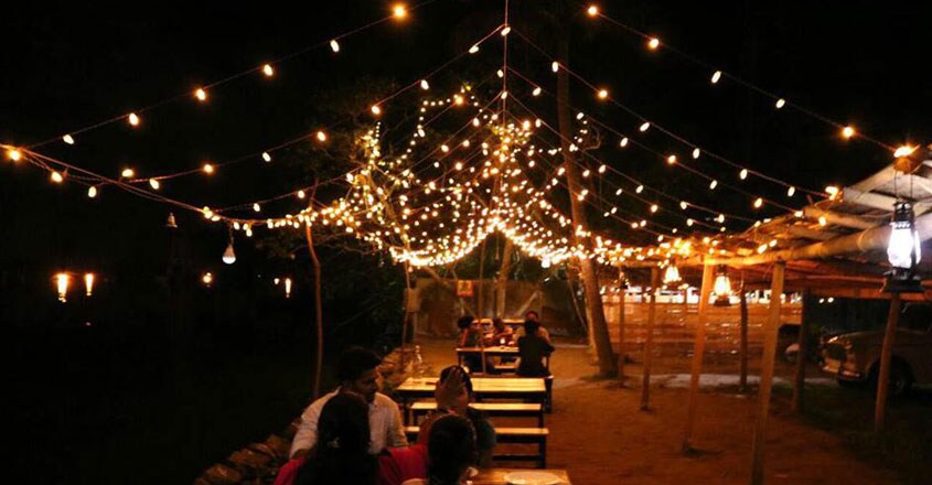 Kayaloram-Restaurant%2c-Kumbalangi3 Kayaloram-Restaurant%2c-Kumbalangi3