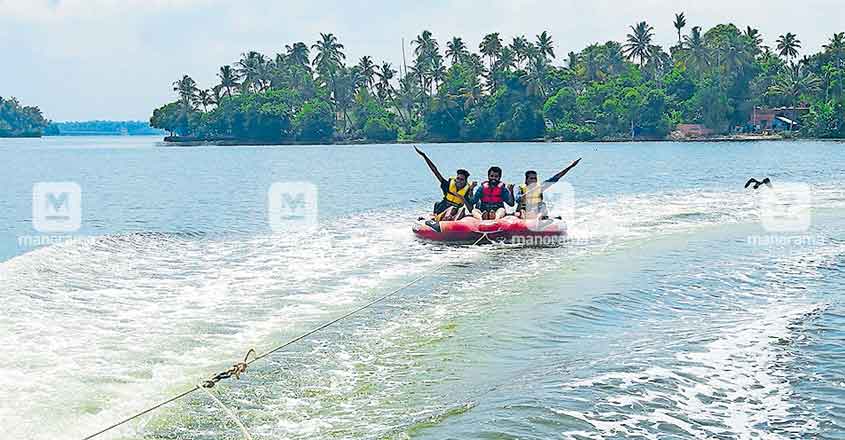 kollam-bumber-boat kollam-bumber-boat