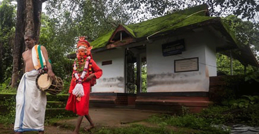 theyyam1 theyyam1