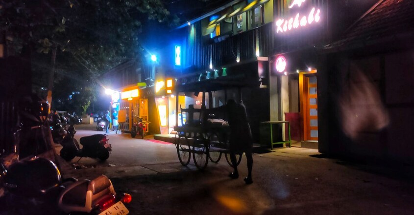 gujarati-street gujarati-street