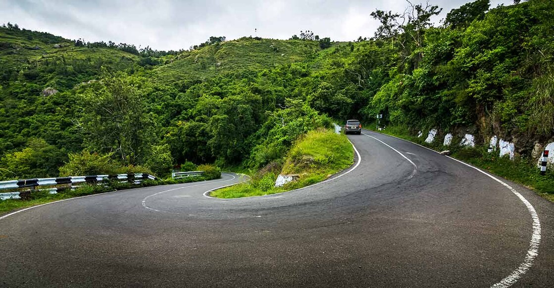 ooty-road Image Credit: AFZALKHAN M/istockphoto