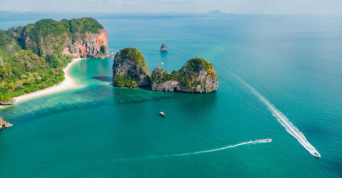 Scenic aerial view of speedboats near an island in Andaman sea. Image Credit :Oleh_Slobodeniuk/istockphoto