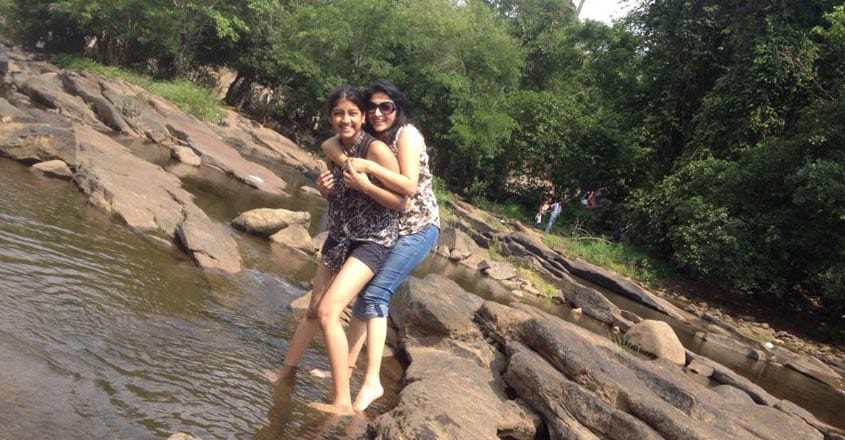 neena-kurup-travel3 neena-kurup-travel3