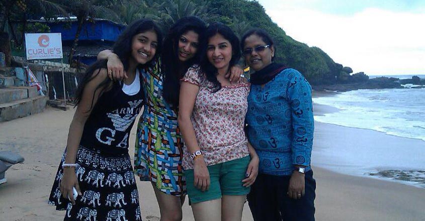 neena-kurup-travel5 neena-kurup-travel5