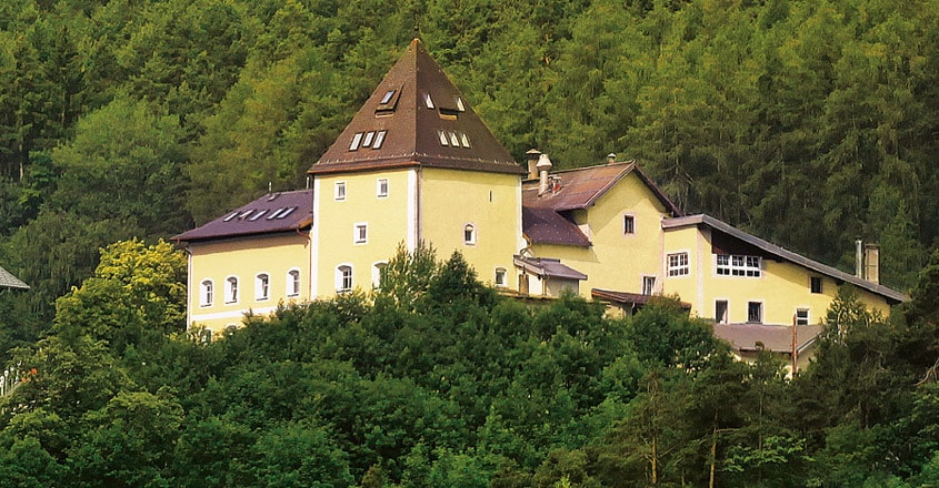 starkenberger-castle starkenberger-castle