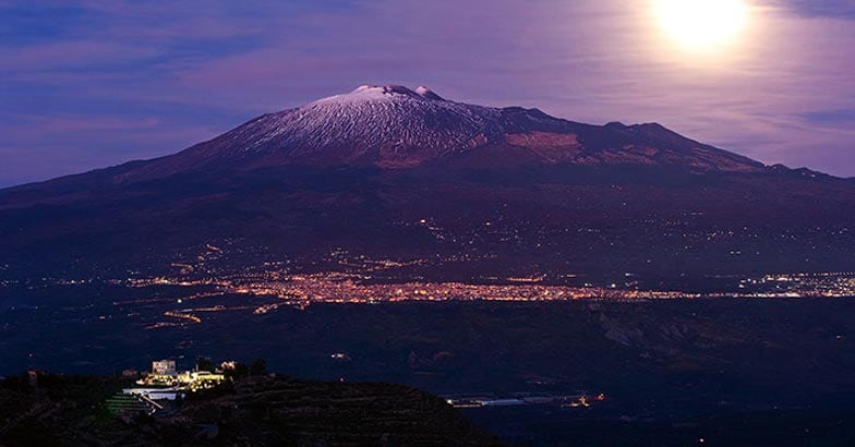 moonrise Etna moonrise Etna