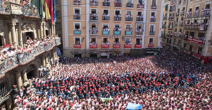 SPAIN-BULLFIGHTING-FESTIVAL-SAN FERMIN SPAIN-BULLFIGHTING-FESTIVAL-SAN FERMIN