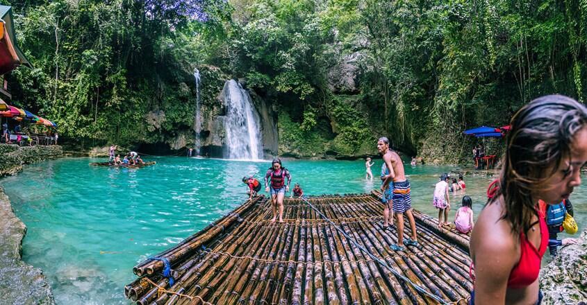 KAWASAN-FALLS-CEBU-CANYONEERING1 KAWASAN-FALLS-CEBU-CANYONEERING1