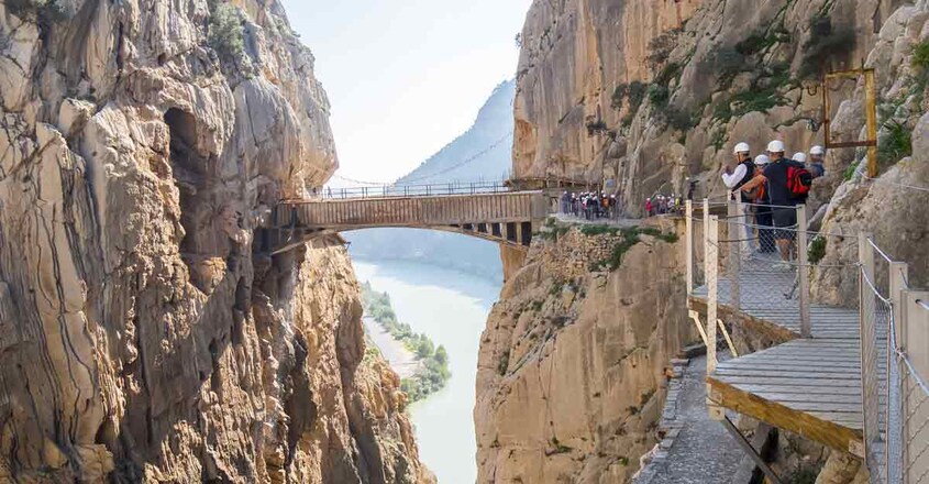 Caminito-del-Rey-Hiking1 Caminito-del-Rey-Hiking1