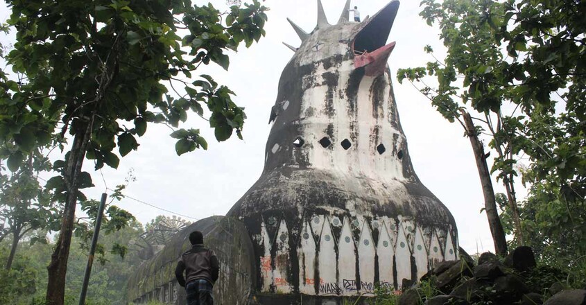 Chicken-Church1 Chicken-Church1